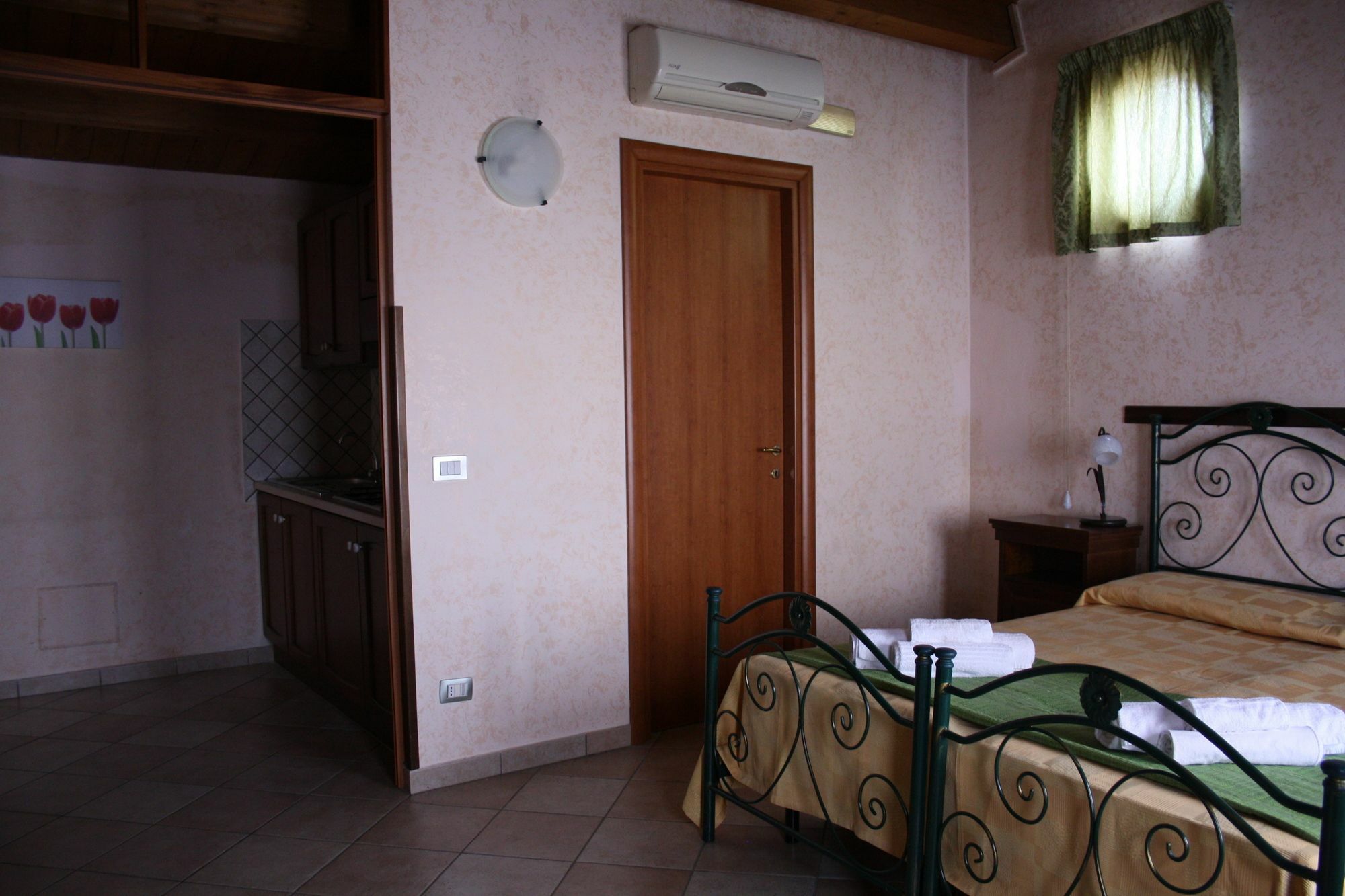 Cityguesthouse كاتانزارو المظهر الخارجي الصورة